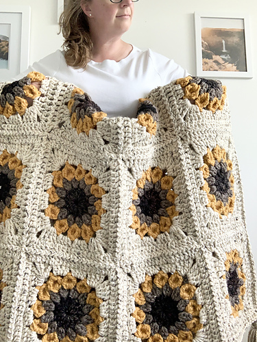 Special Edition Sunflower Blanket photo 6