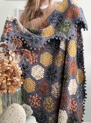 Earthen Hygge Burst Hexie Blanket
