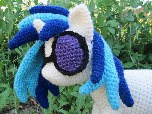 Vinyl Scratch Min Lille Pony - Nerdy Knitter Designs