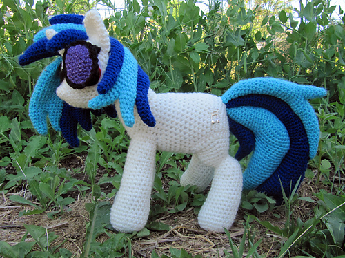 Vinyl Scratch Min Lille Pony - Nerdy Knitter Designs