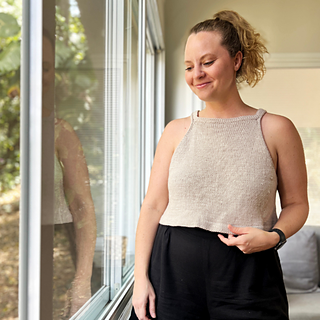 Yarn Used: Fingering weight (100% merino wool)
Shaping: Bust (no waist)
IG: @99tricots