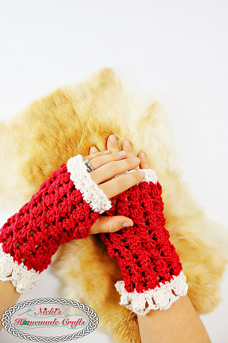 Lacy Silk Fingerless Gloves photo 2