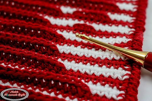 Illusion Santa Hat Washcloth photo 3