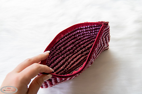 Illusion Squares Mosaic Pouch photo 5