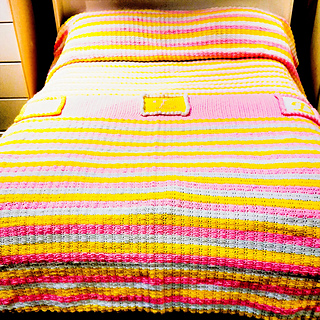 Size: Fits a standard twin - sized bed