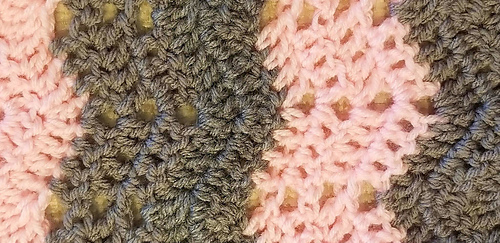 A soothing rhythm of stitches from start to finish.