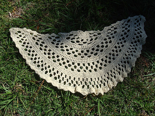 One Ball Half Moon Shawl #60831A photo 4