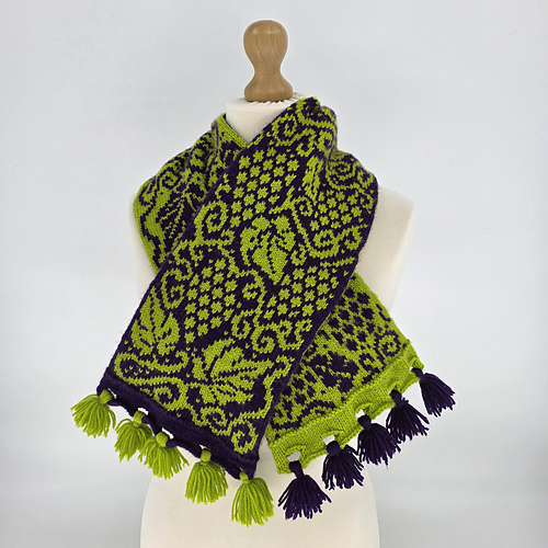 The Grapevine Scarf - Stylecraft version