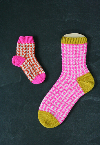 Ravelry: Saima & Luise pattern by Daniela Mühlbauer