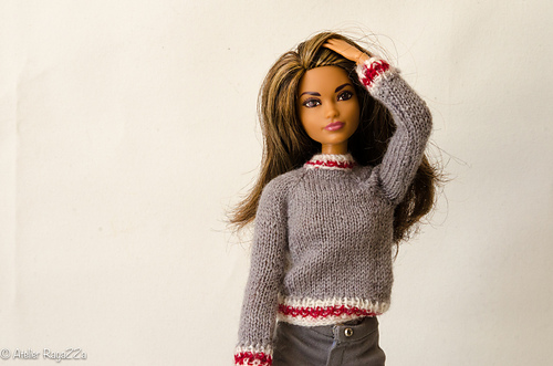 Basic Top Down Raglan Sweater for Blythe photo 2
