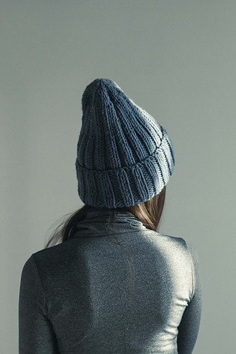 Ravelry: 2x2 Ribbed High Top Hat pattern by Anna Ivleva