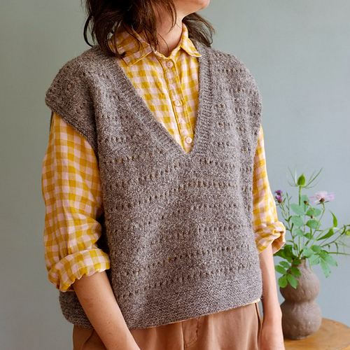 Ravelry Ezra Vest pattern by Orlane Sucche