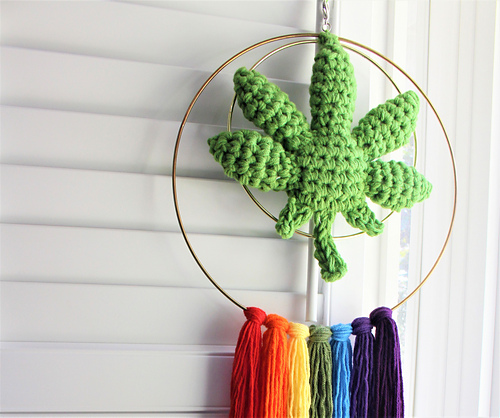 Weed Leaf Amigurumi - Off the Hook Mamma
