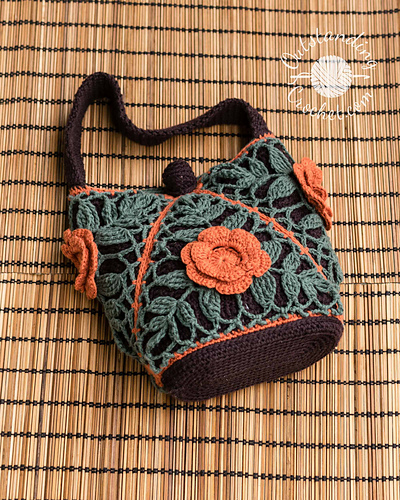 Tria Purse