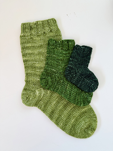 Base Doodle Toe-Up Sokker (DK) - Jamie Lomax