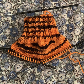 First short-row section done.
