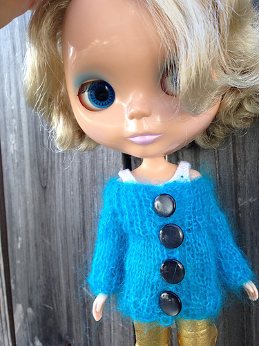 Mohair Sweater for Blythe photo 3