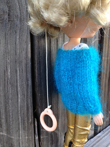 Mohair Sweater for Blythe photo 5