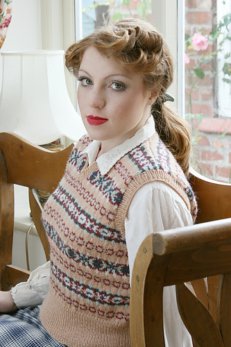 Lady's Vest with Fair Isle (without sleeves) - Susan Crawford