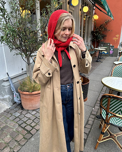 Sophie Hood - PetiteKnit