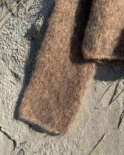 Ivy Genser - PetiteKnit