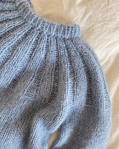 Søndagsgenser Junior - PetiteKnit