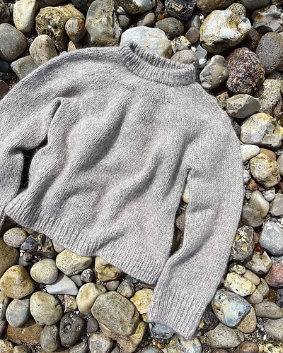 Novice Sweater - Chunky Edition - PetiteKnit