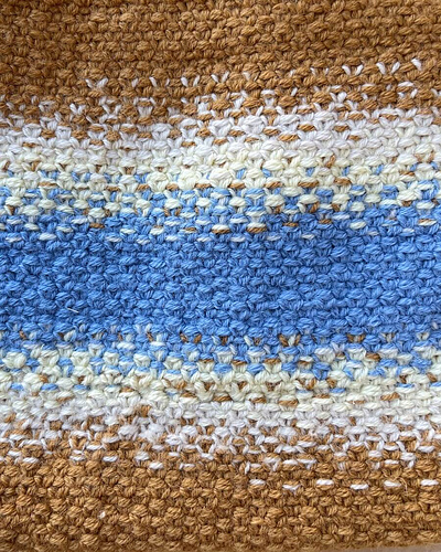 Ravelry: Technicolor Purse pattern by PetiteKnit