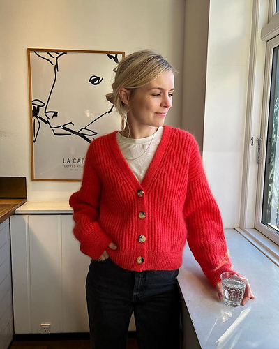 Agnete Cardigan - PetiteKnit