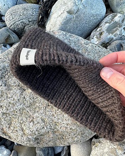 Weekend Lue - PetiteKnit