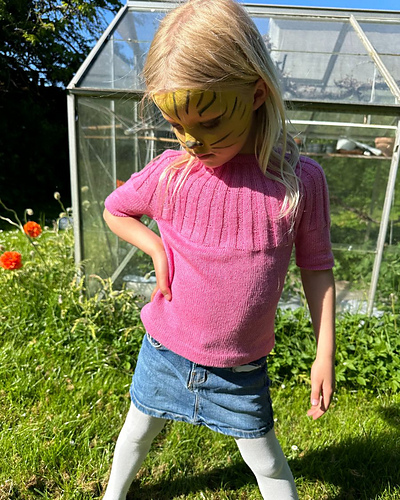 Søndags-Tee Junior - PetiteKnit
