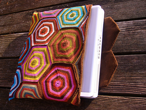 Phazelia's Laptop case photo 3