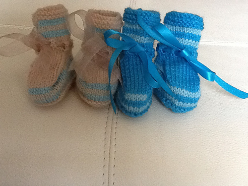 Ravelry: Pretty Simple Bootees pattern by Hayley Foord