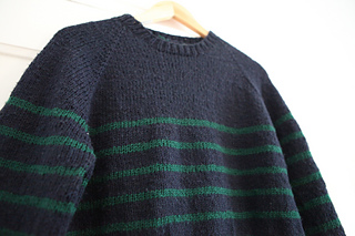 raglan neck