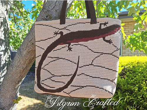 Lizard on a Beach Bag