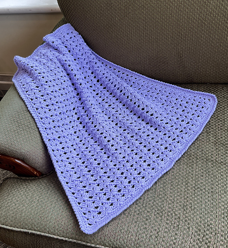 B249 Shell Flower Baby Throw