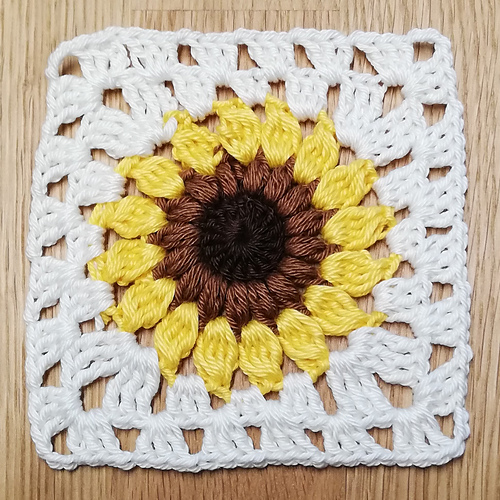 Sunflower basket photo 7