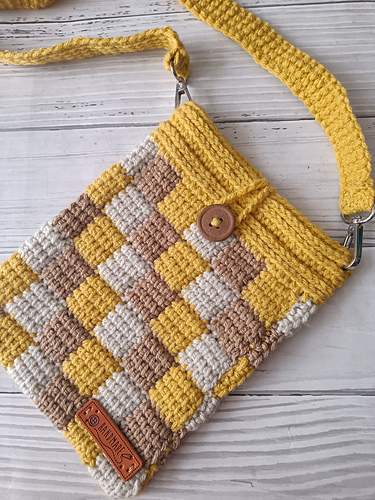 Entrelac sling bag
