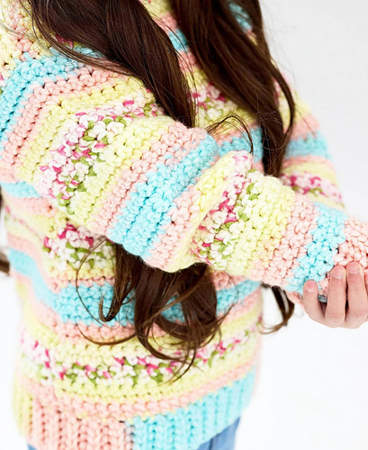 Sunshine Petals Pullover photo 4