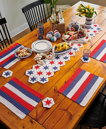 Stars and Stripes Tablescape
