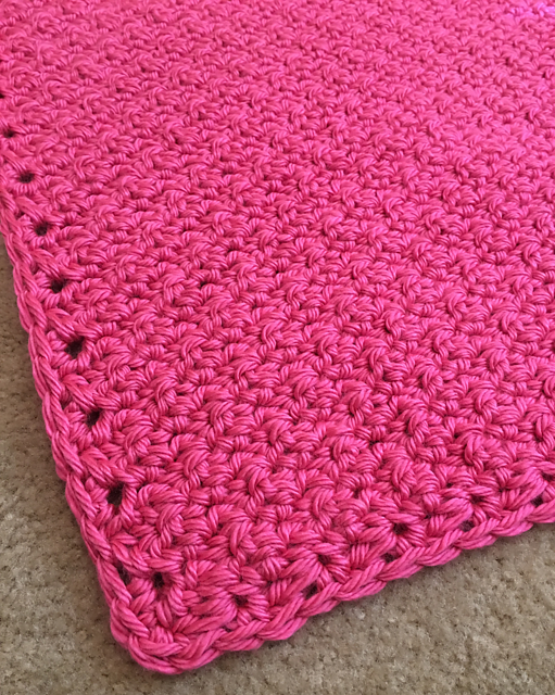 Ravelry Diagonal Moss Stitch Baby Blanket pattern by Jessica Miranda