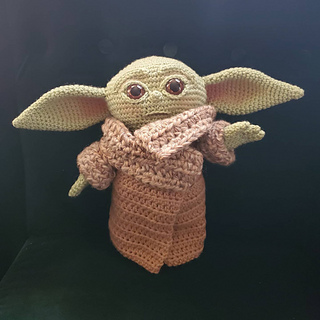 Ravelry: Yoda Newborn Outfit pattern by Baby Love Crochet Props