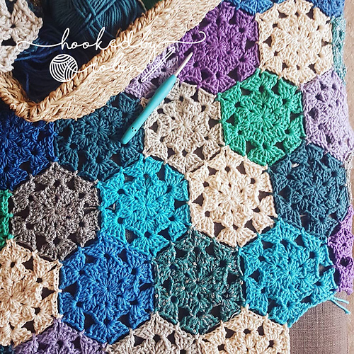 Hexagon blanket motif