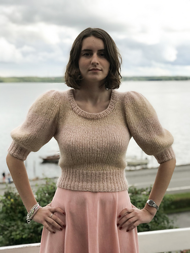 Ravelry: Tine Model pattern by Tine Hinni