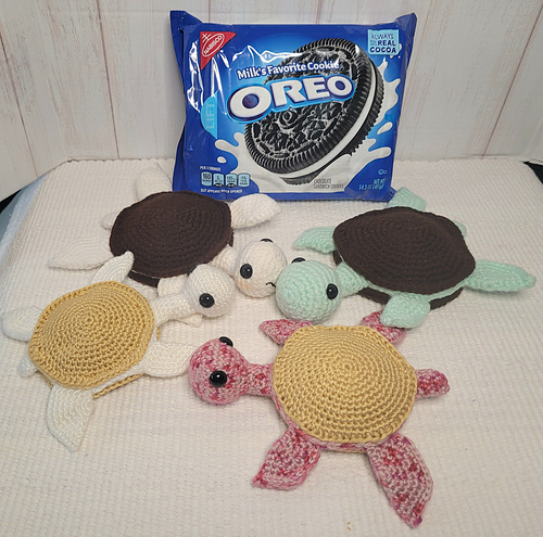 Biscuit the Oreo Turtle - Kim Stepp