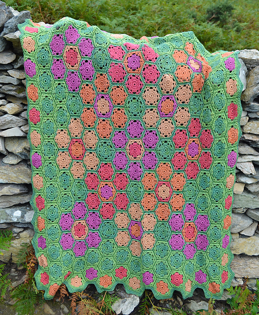 Ravelry Flower Power Crochet Blanket pattern by Amanda Perkins