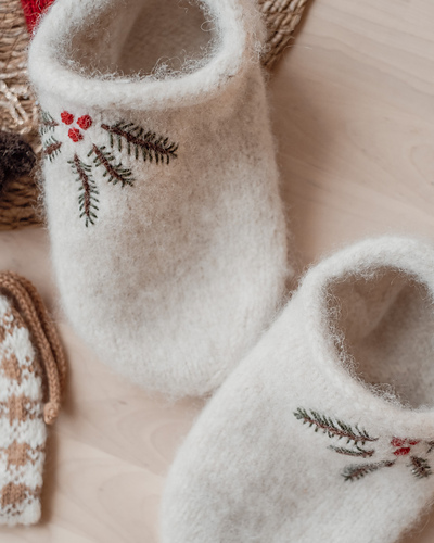 Community Slippers photo 2