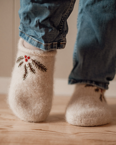 Community Slippers photo 8