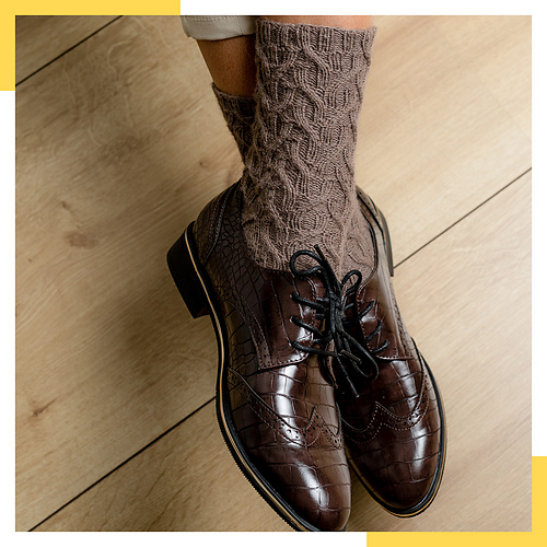Ducale Socks in REGIA PREMIUM Bamboo Col 00025 deep taupe