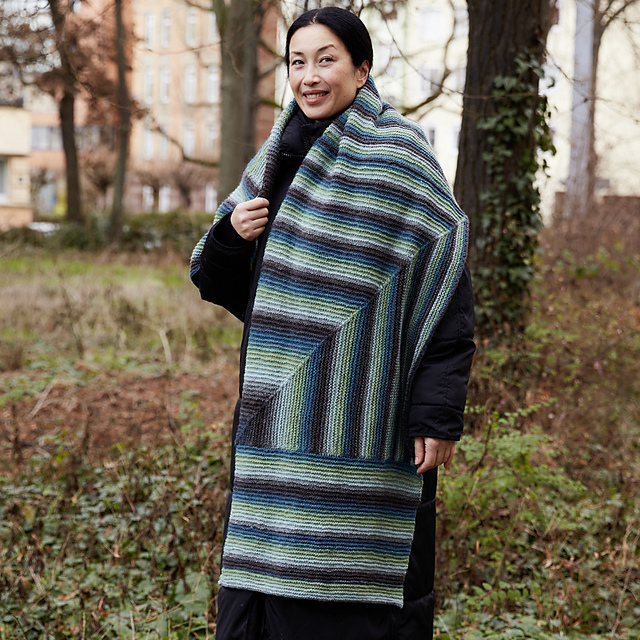 R0455 Elongo XL Shawl